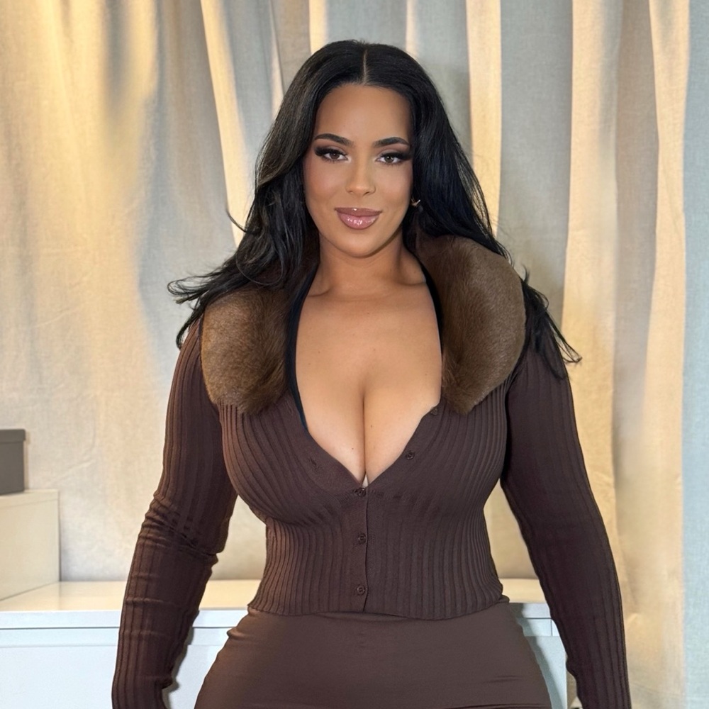 Brown Ribbed Knit Top with Faux Fur Collar
